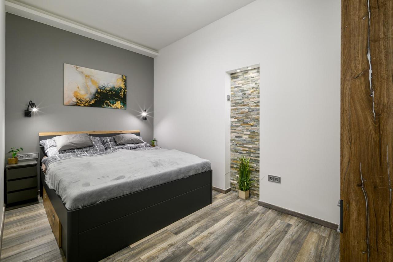 Golden Cage Premium Central Apartment ブダペスト エクステリア 写真