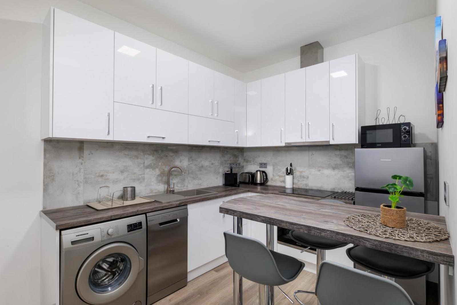 Golden Cage Premium Central Apartment ブダペスト エクステリア 写真
